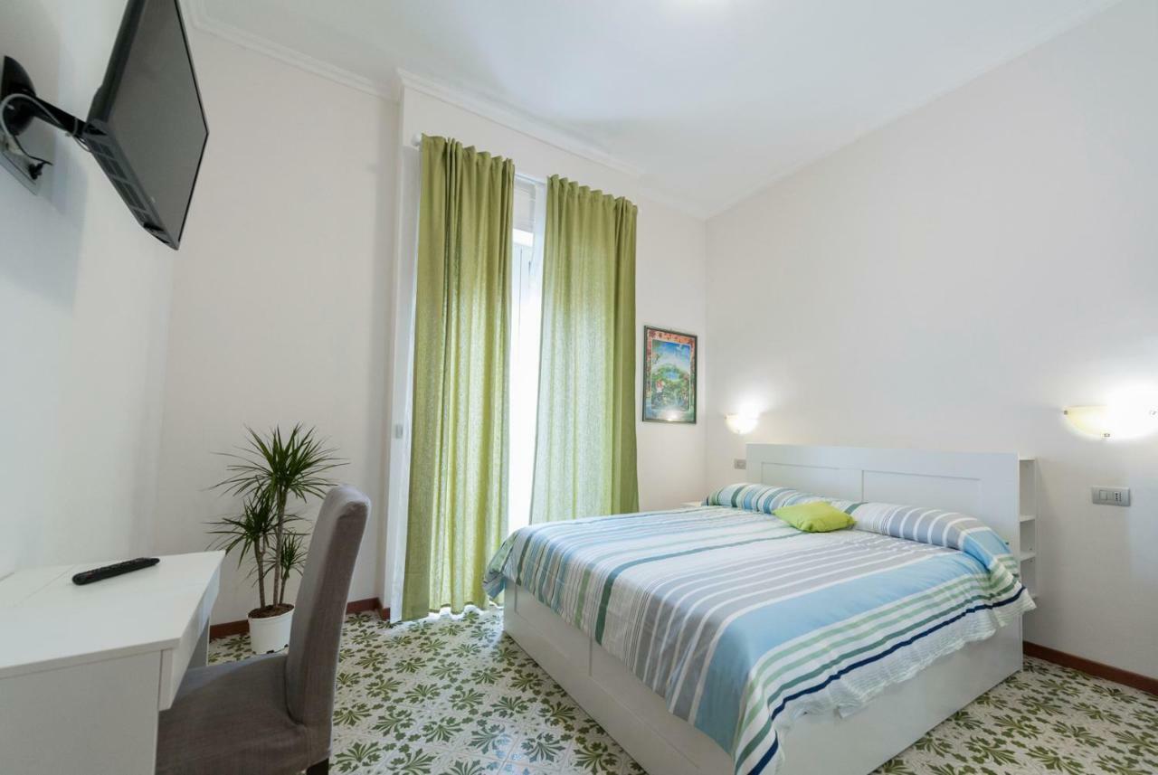 Bed & Breakfast Antonello Σαλέρνο Εξωτερικό φωτογραφία